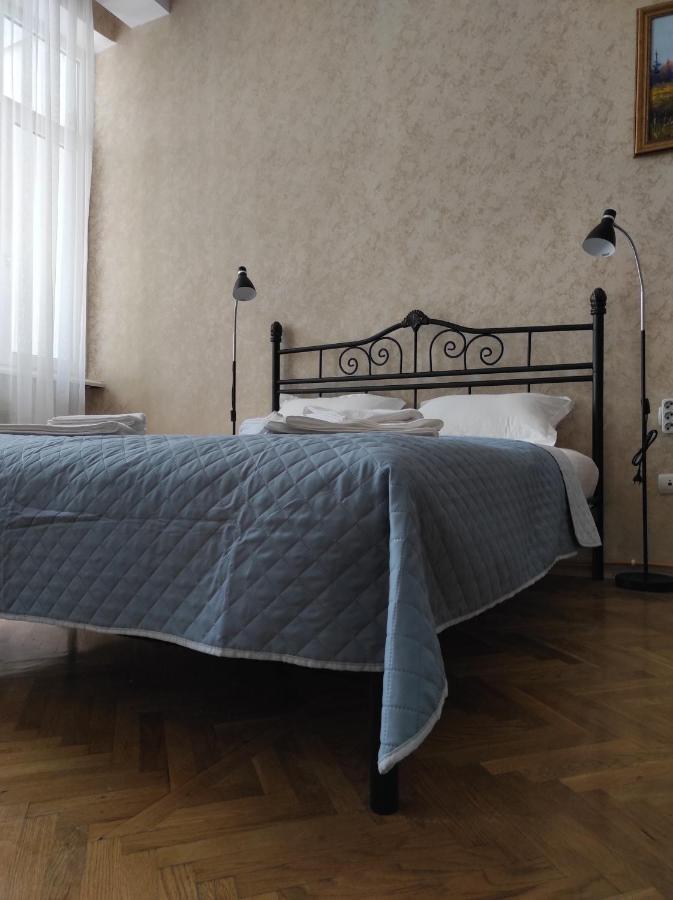 Tranquil Apartment In Vake Tiflis Exterior foto